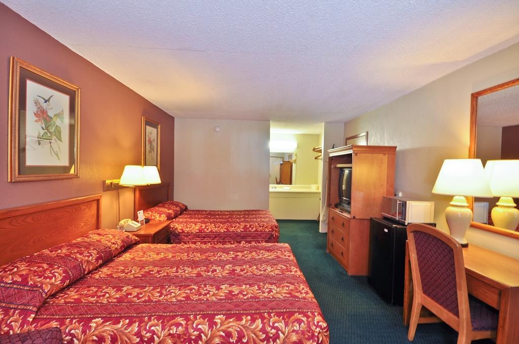 Country Hearth Inn & Suites Marietta Смирна Номер фото